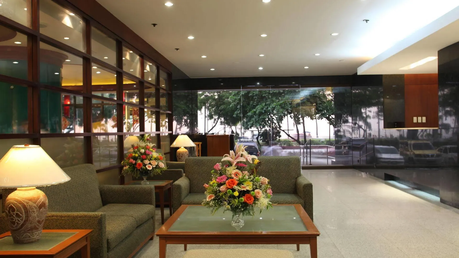 Hotel Sunny Bay Suites Manila
