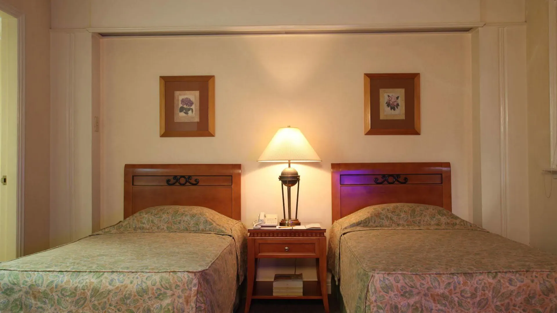 Sunny Bay Suites Manila