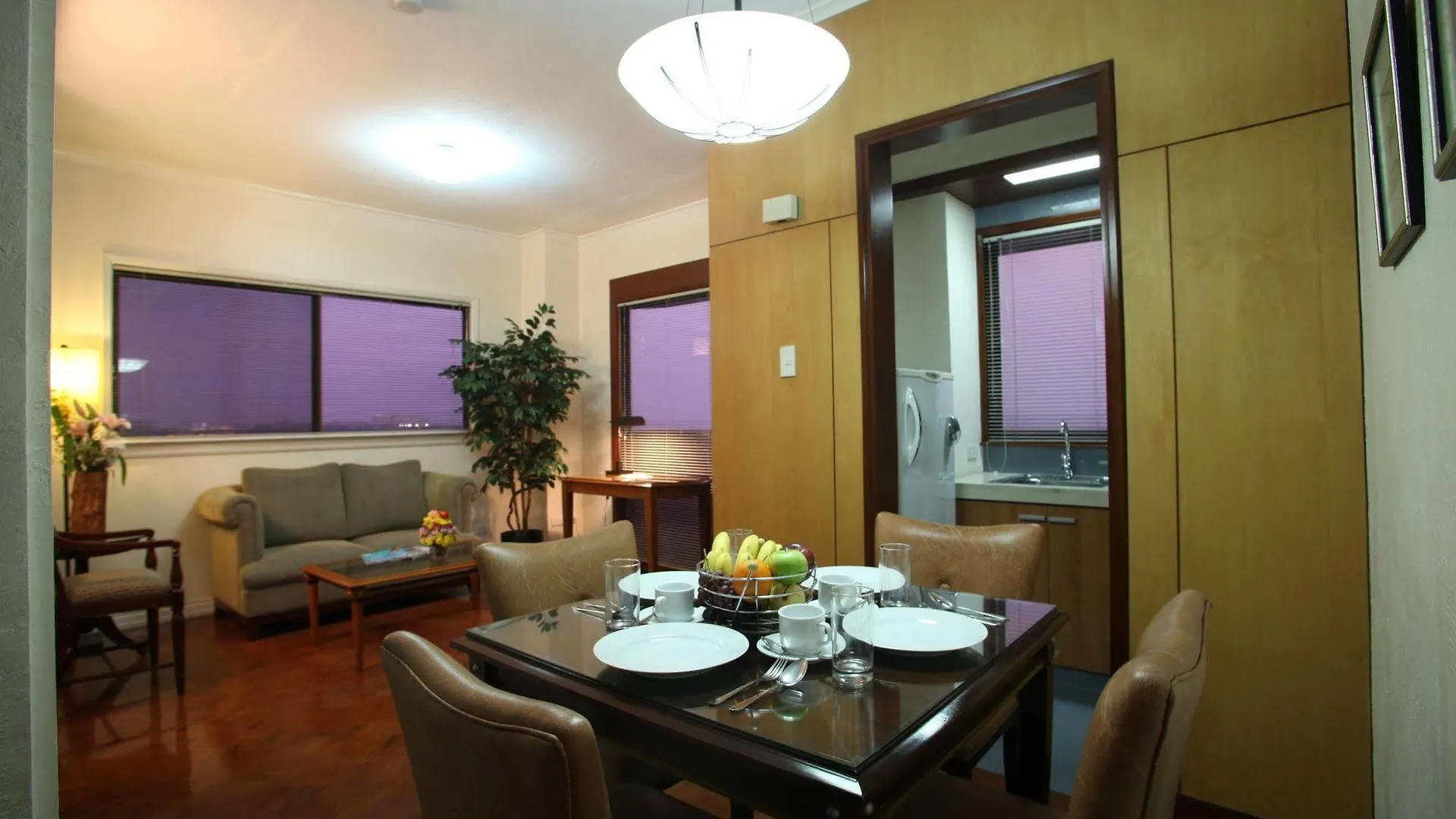Sunny Bay Suites Manila 3*,