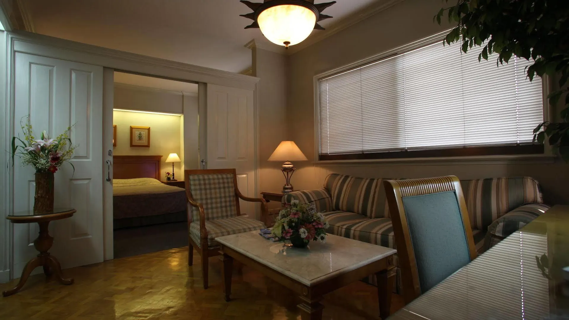 Sunny Bay Suites Manila